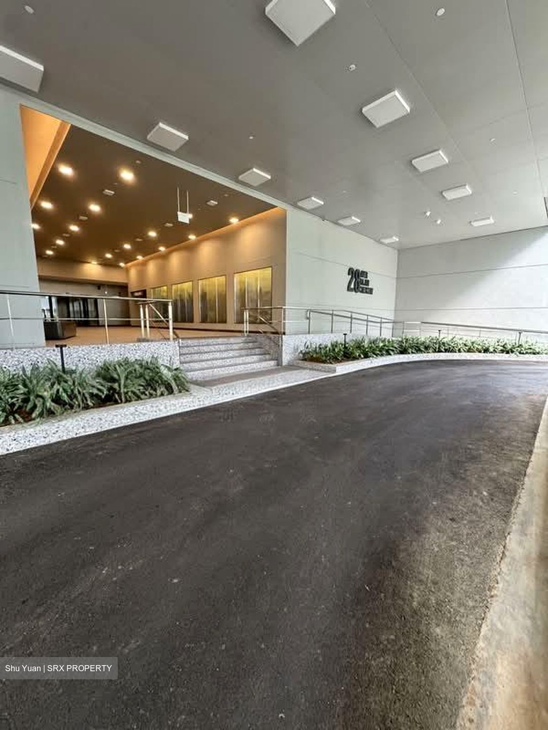 Ayer Rajah Crescent (D5), Factory #581726041